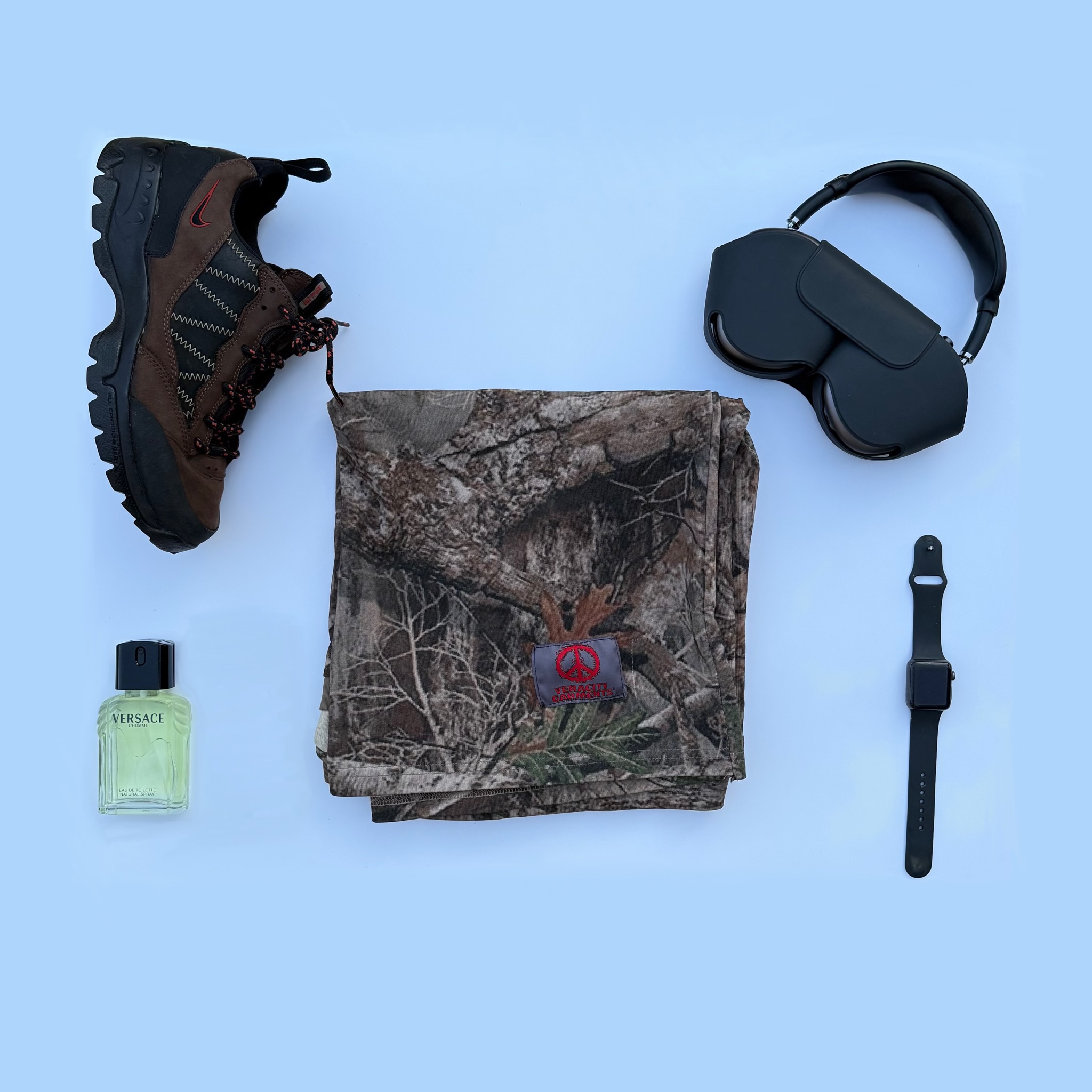 Camo Boxy Tee knolling flat lay